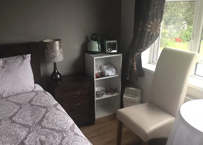 לינה וארוחת בוקר Blakehill House 5*