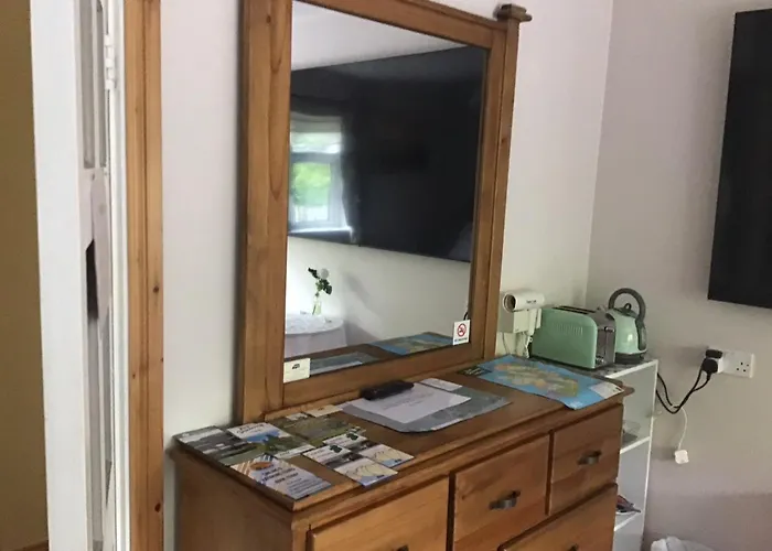 לינה וארוחת בוקר Blakehill House